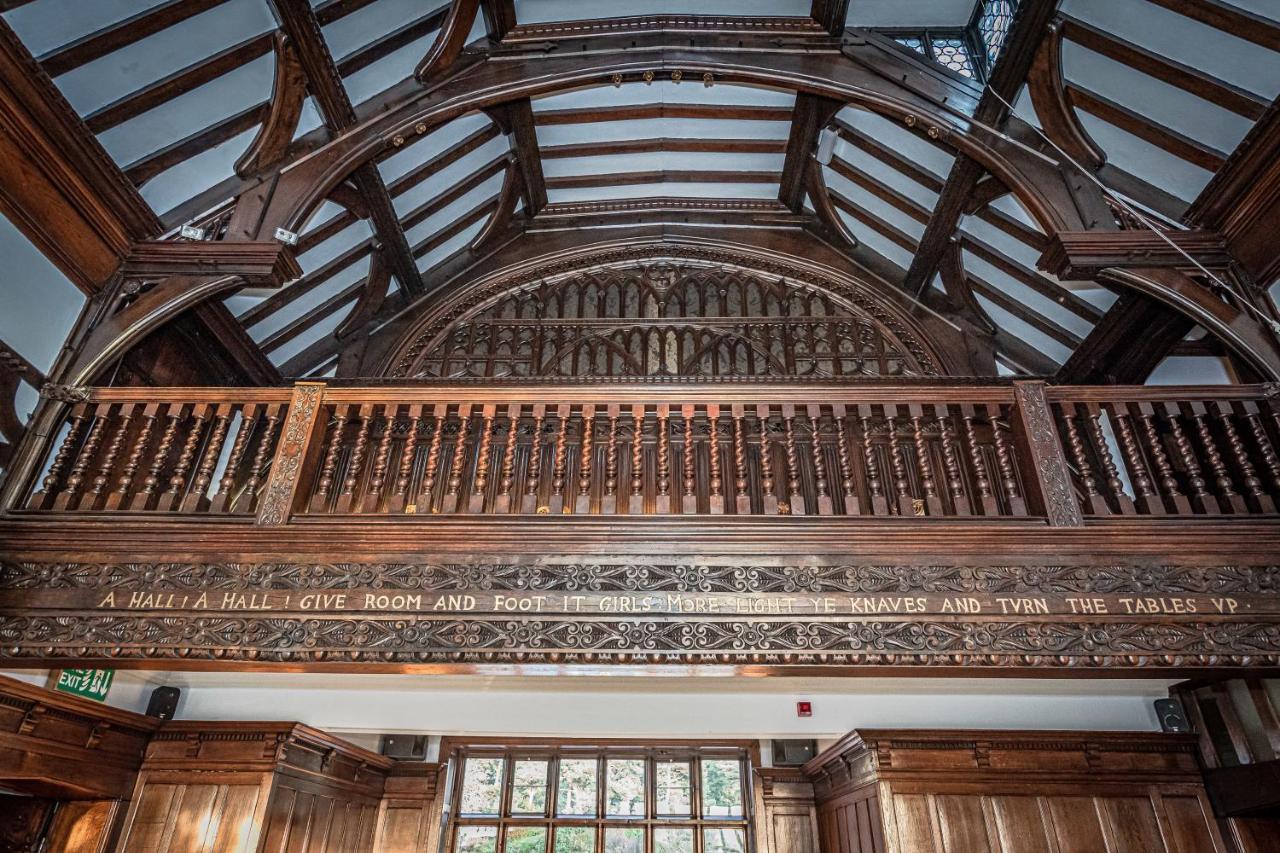 Hillbark Hotel&Spa Wirral Buitenkant foto