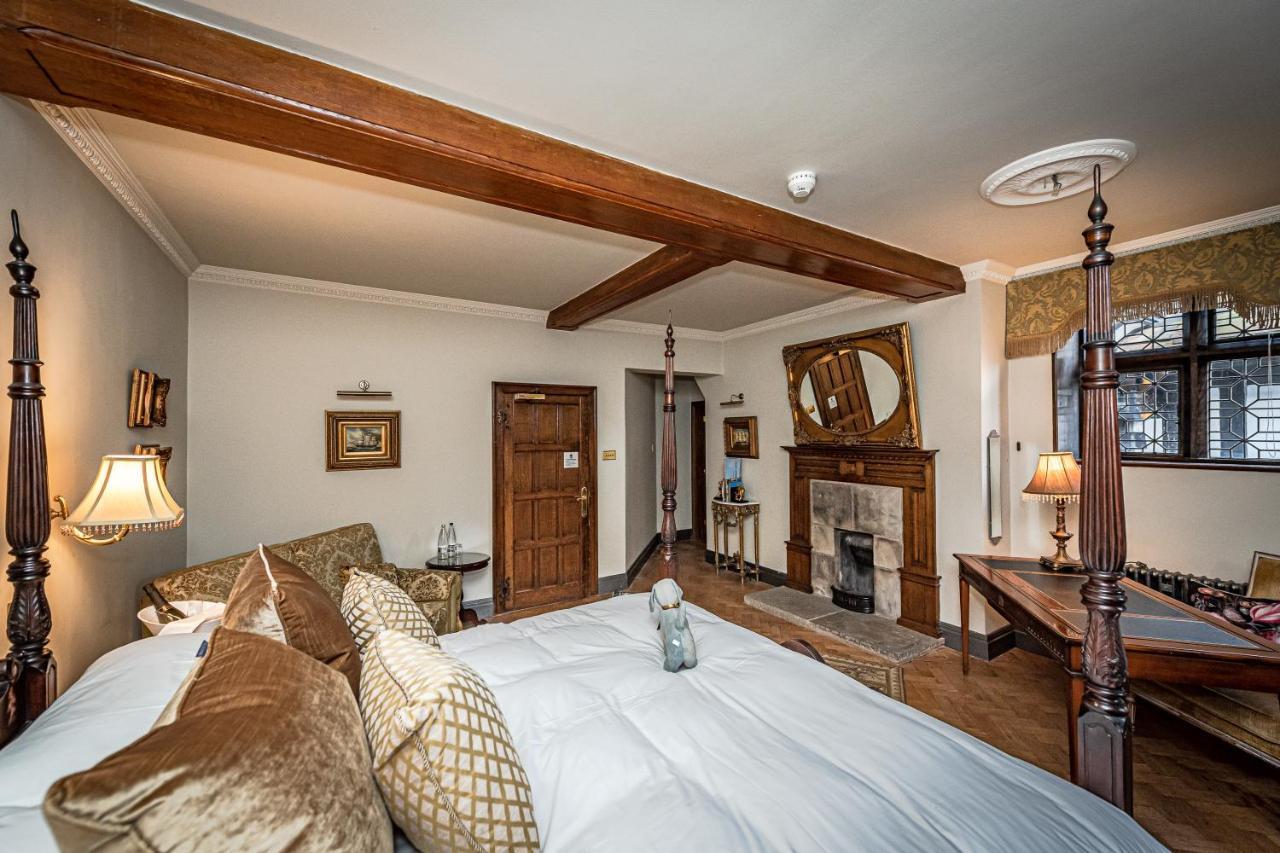Hillbark Hotel&Spa Wirral Buitenkant foto