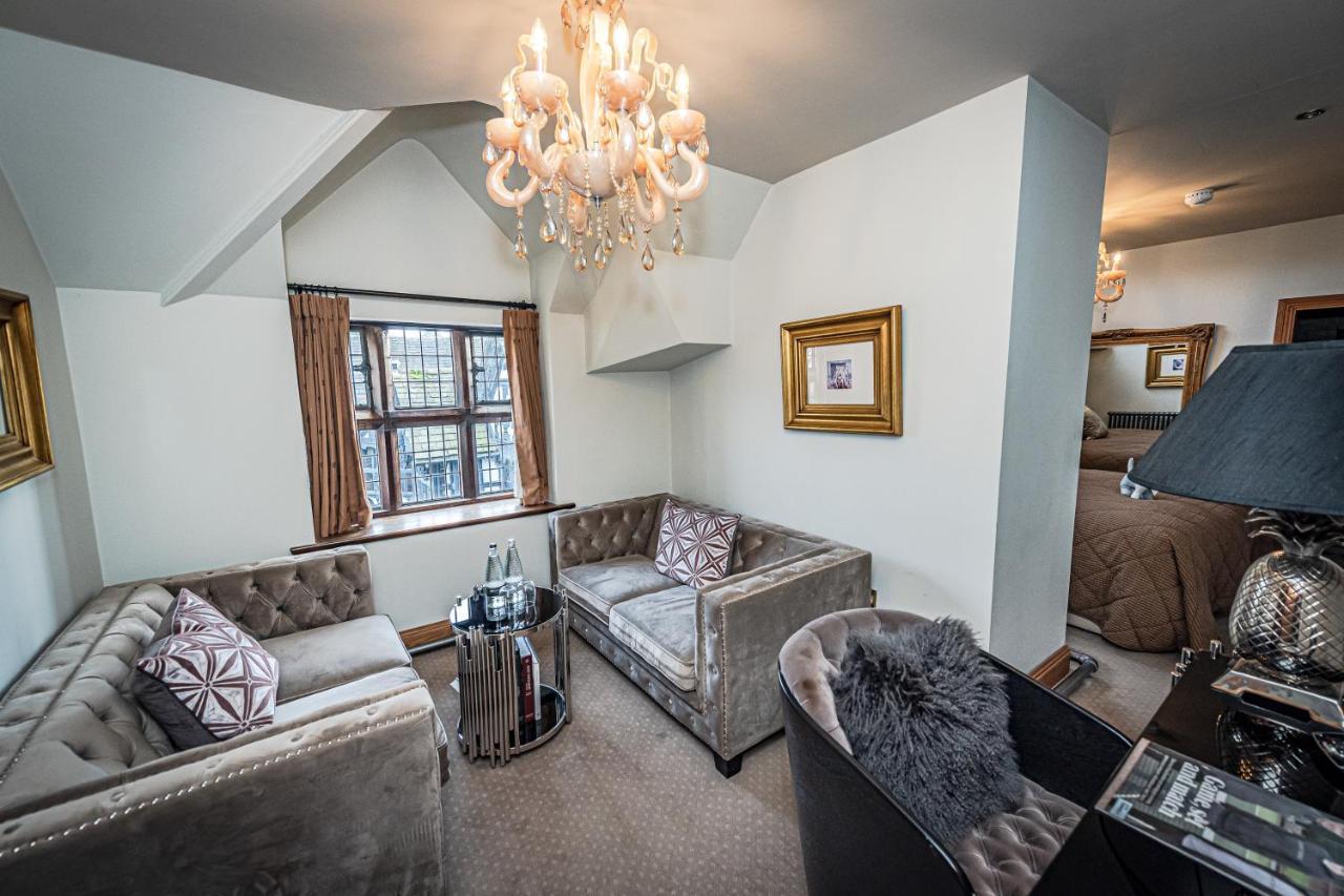 Hillbark Hotel&Spa Wirral Buitenkant foto